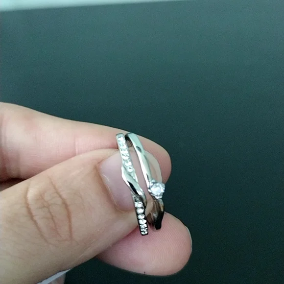 Dainty Stacking Bridal Ring Set Stainless Steel Hypoallergenic - Picture 6 of 11